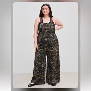 Cider DENIM LEOPARD BUTTON POCKET WIDE LEG JUMPSUIT CURVE & PLUS 4XL